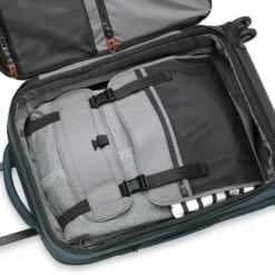 Briggs & Riley ZDX 22" Carry-On Expandable Spinner Ocean 23 Briggs & Riley ZDX 22" Carry-On Expandable Spinner Ocean -Samsonite Store image 1082