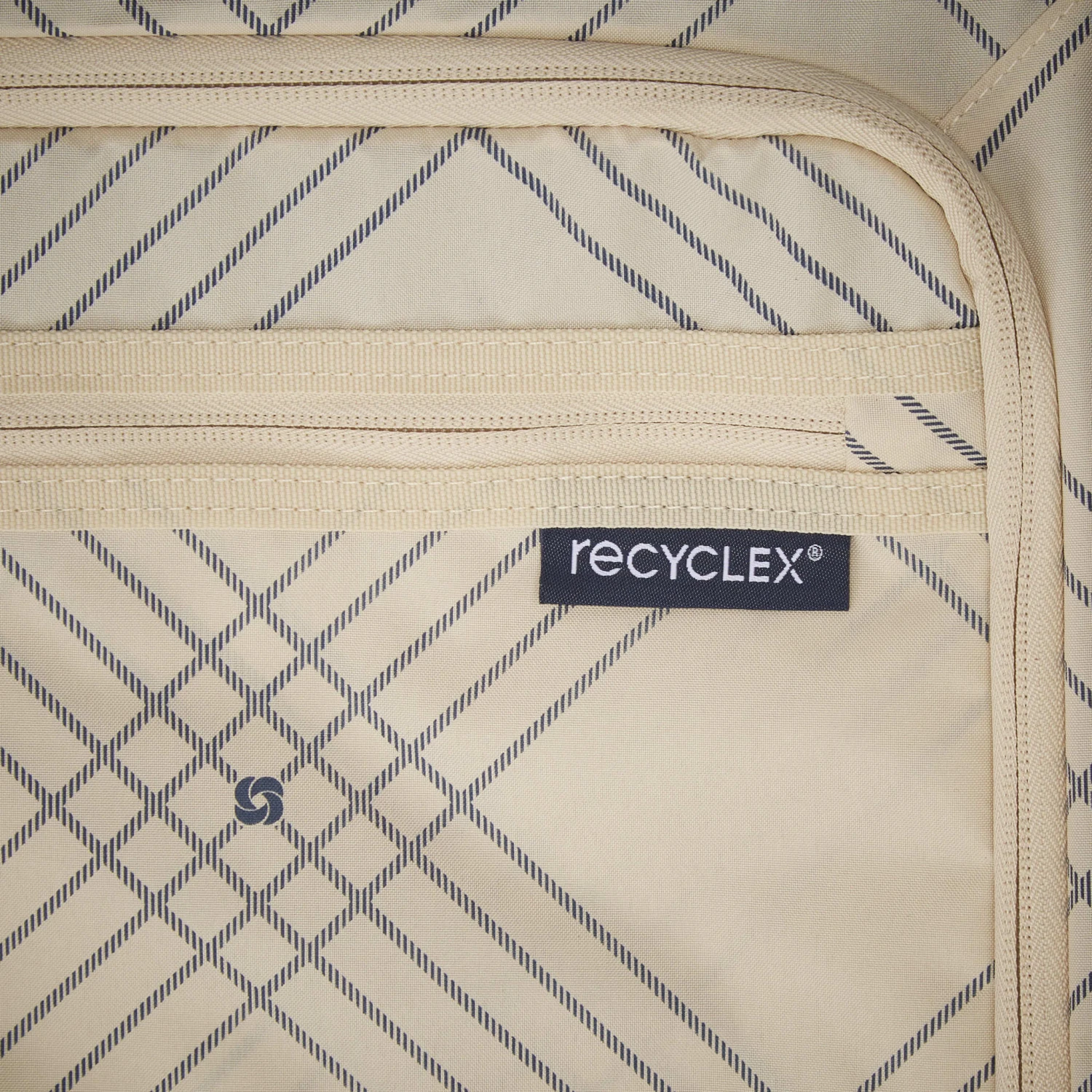 Samsonite Virtuosa Weekender- Off White 12 Samsonite Virtuosa Weekender- Off White - Image 10