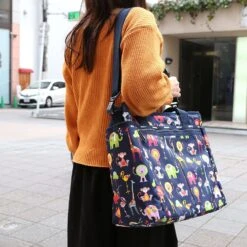 LeSportsac Ryan Baby Tote- Zoo Cute -Samsonite Store image 1989