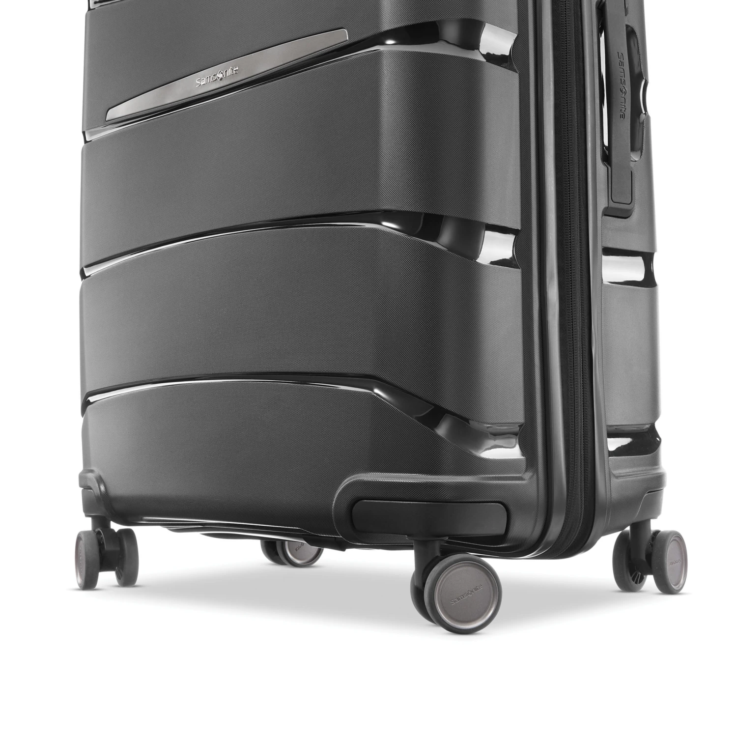 Samsonite Outline Pro Medium Spinner - Black 12 Samsonite Outline Pro Medium Spinner - Black - Image 10